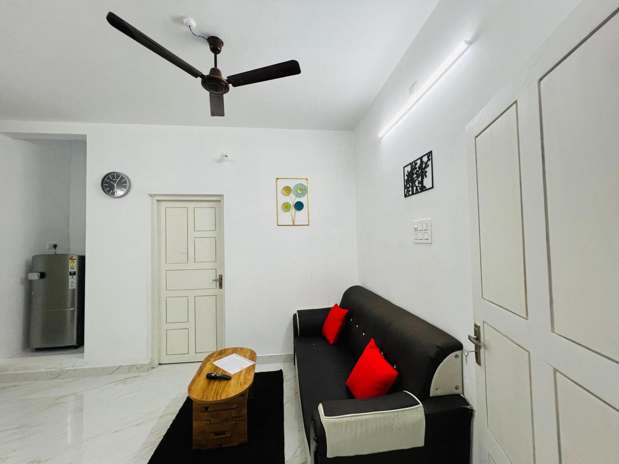 Furnished 2 Bhk Family Apartments Near Triprayar Shree Rama Temple - Beevees Homes Thriprayar Thanniyam Екстериор снимка
